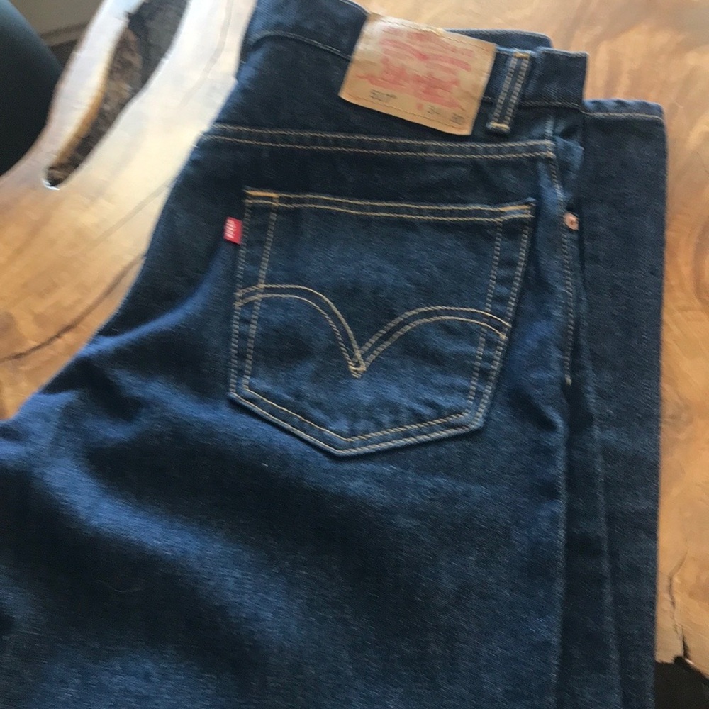 Levi Strauss & Co. W 34 L 30